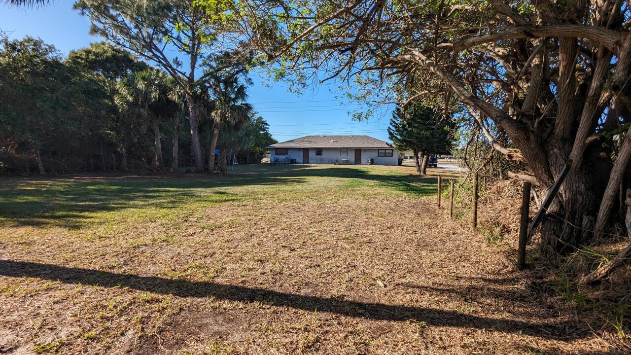 INDIAN RIVER ESTATES UNIT - Residential Income