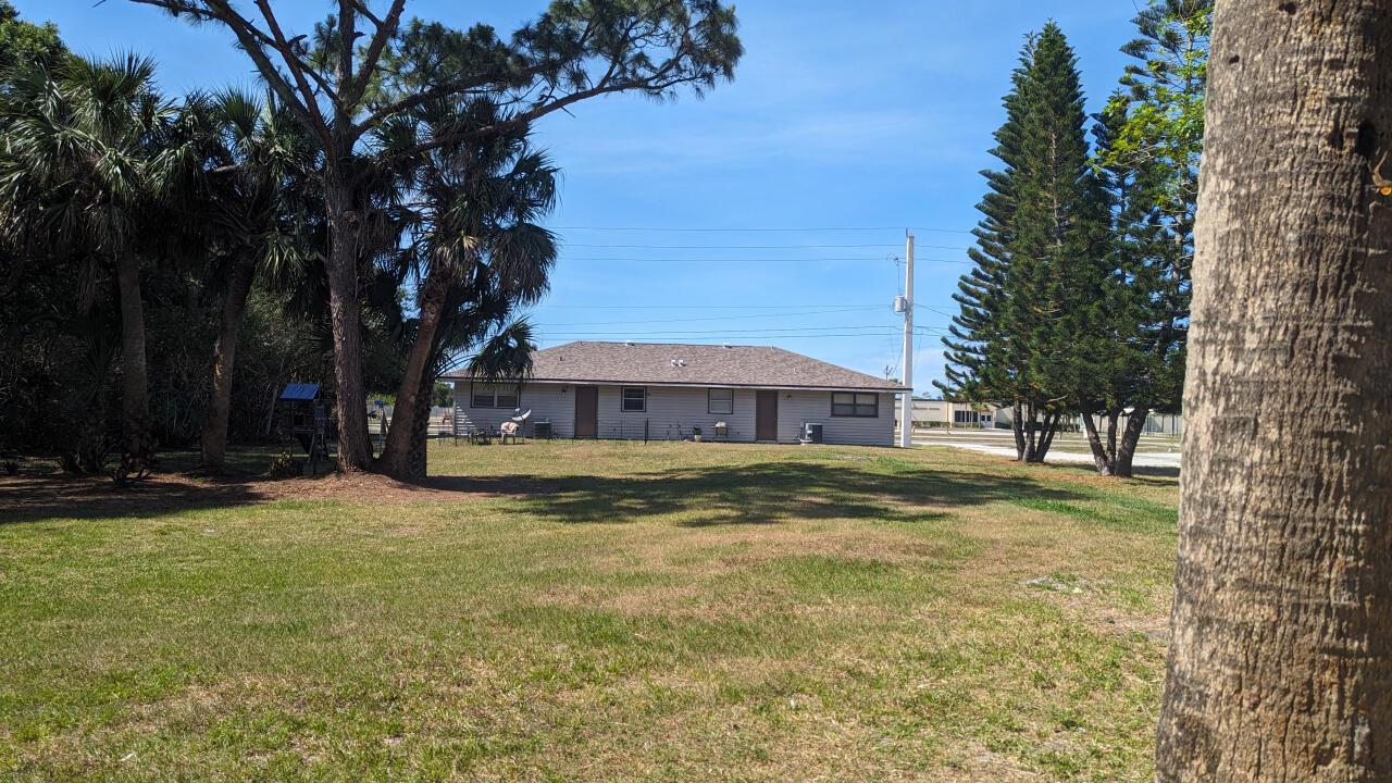 INDIAN RIVER ESTATES UNIT - Residential Income