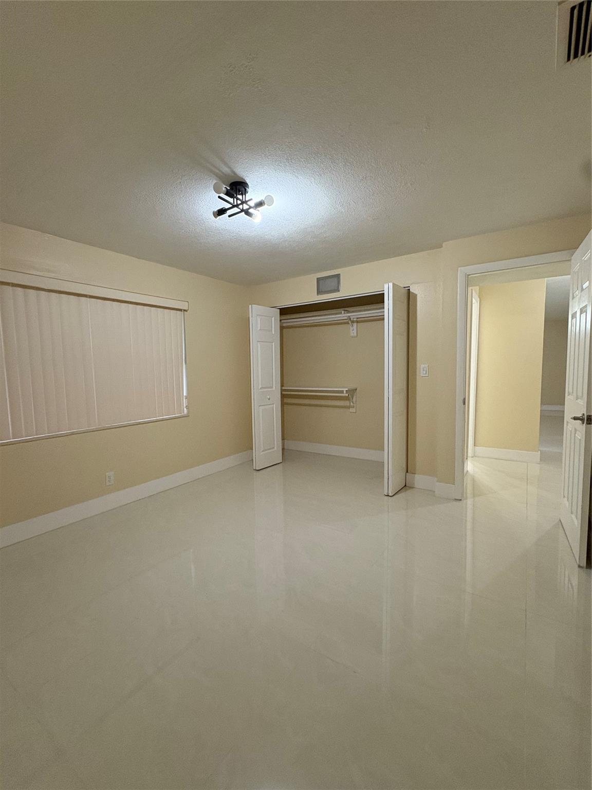 Sunrise Golf Village Sec - Residential Lease