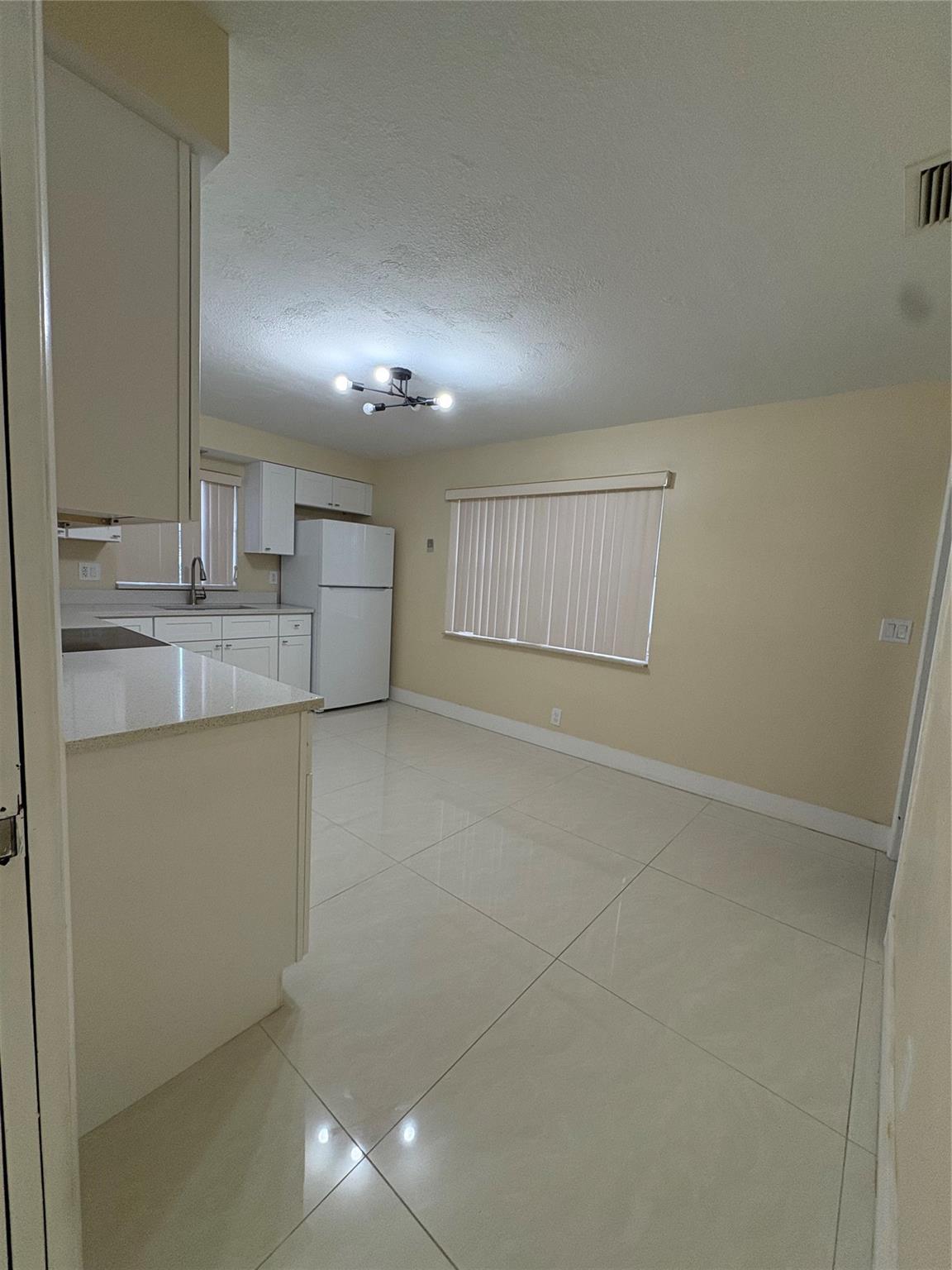 Sunrise Golf Village Sec - Residential Lease