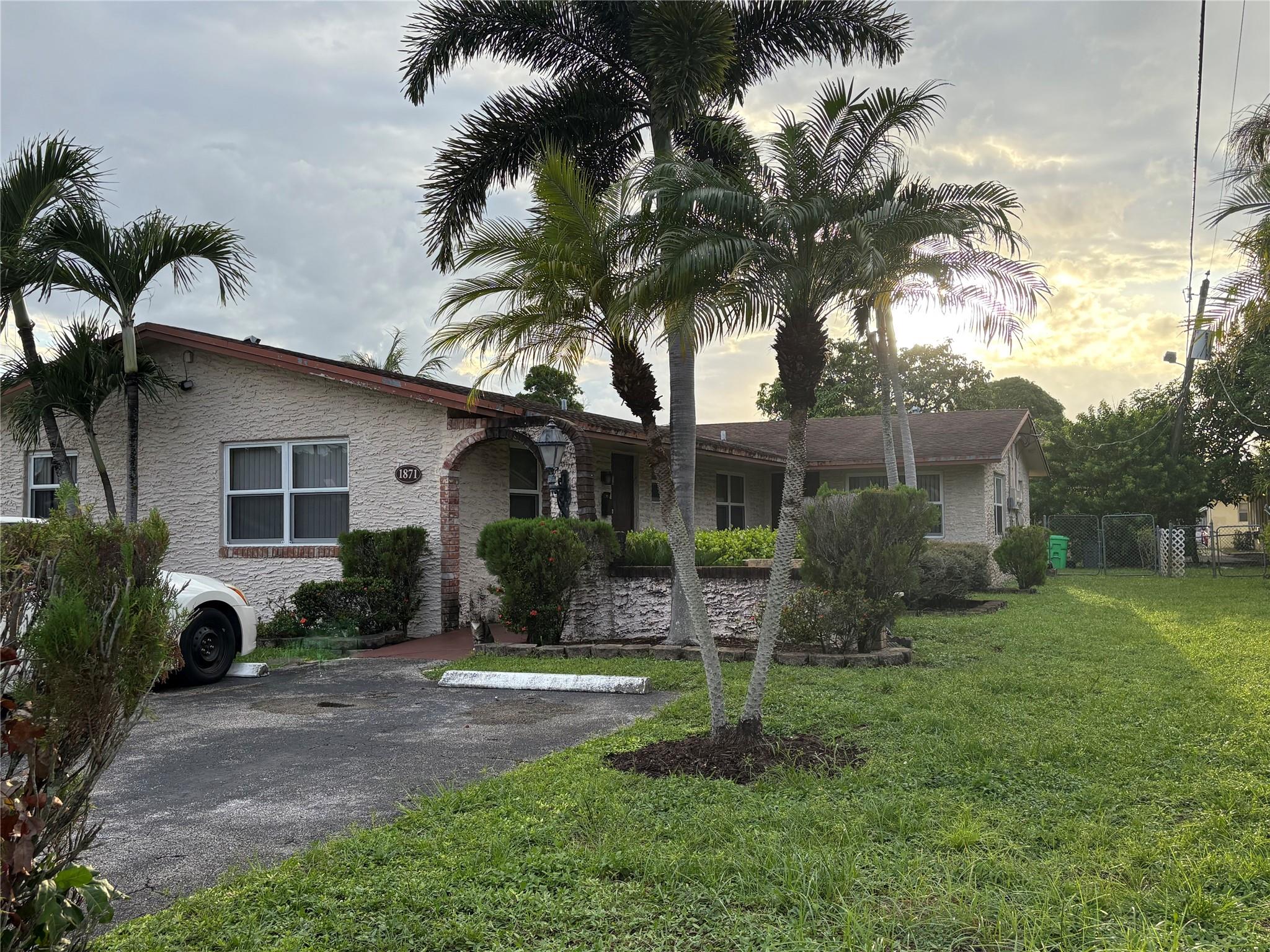 Sunrise Golf Village Sec - Residential Lease