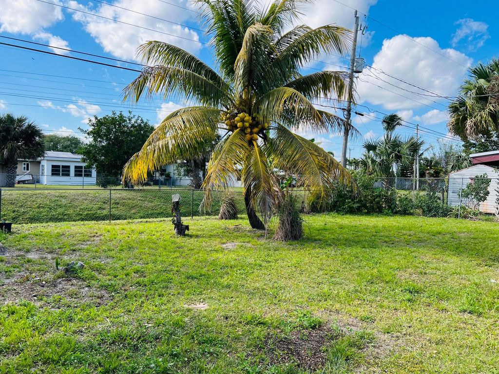 Photo of 9513 Keating Drive, Palm Beach Gardens, FL 33410 (MLS # R10950135)