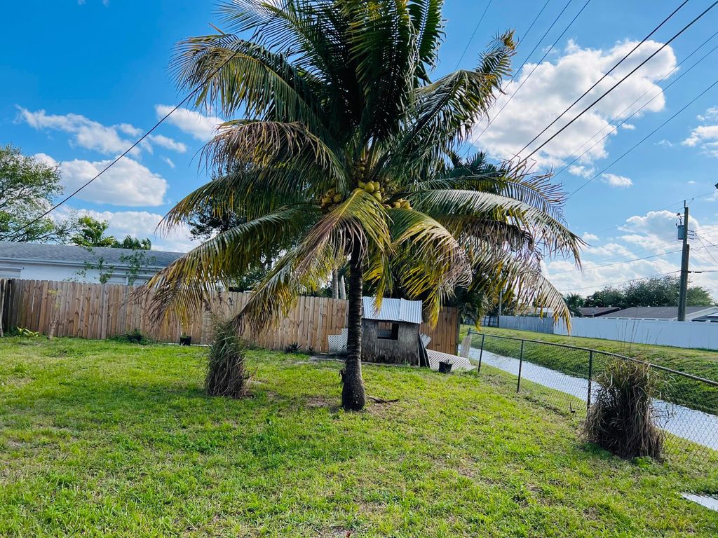 Photo of 9513 Keating Drive, Palm Beach Gardens, FL 33410 (MLS # R10950135)