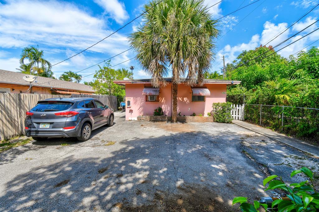 SOUTHLAND PARK - Residential Income