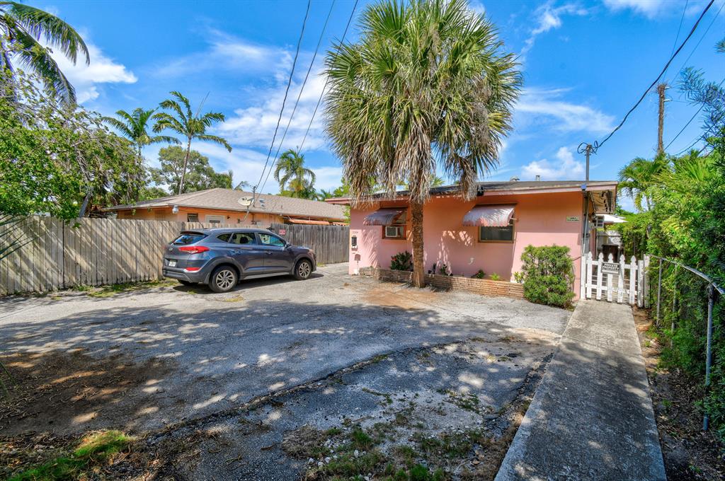 SOUTHLAND PARK - Residential Income