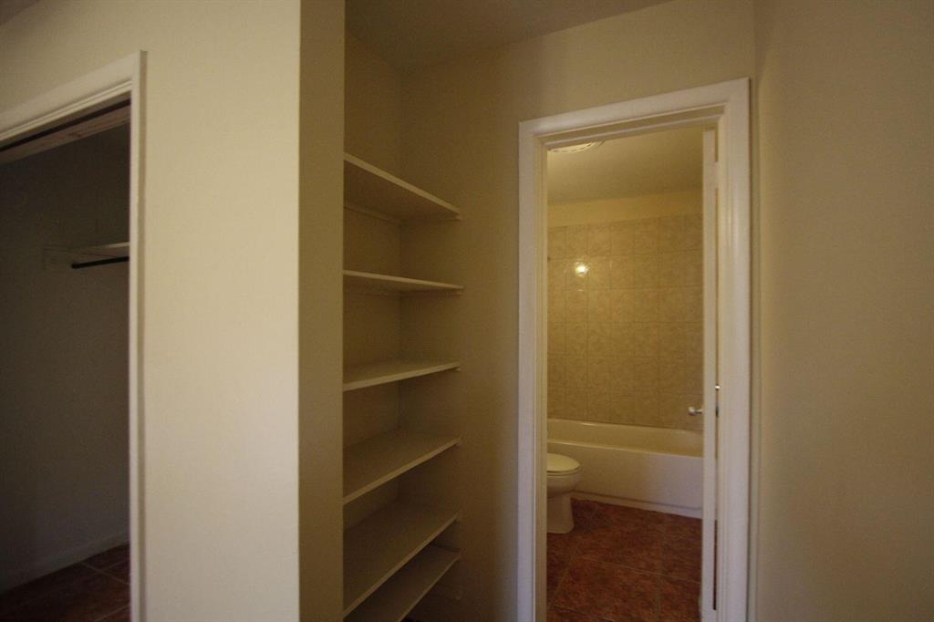 SOUTHLAND PARK - Residential Income