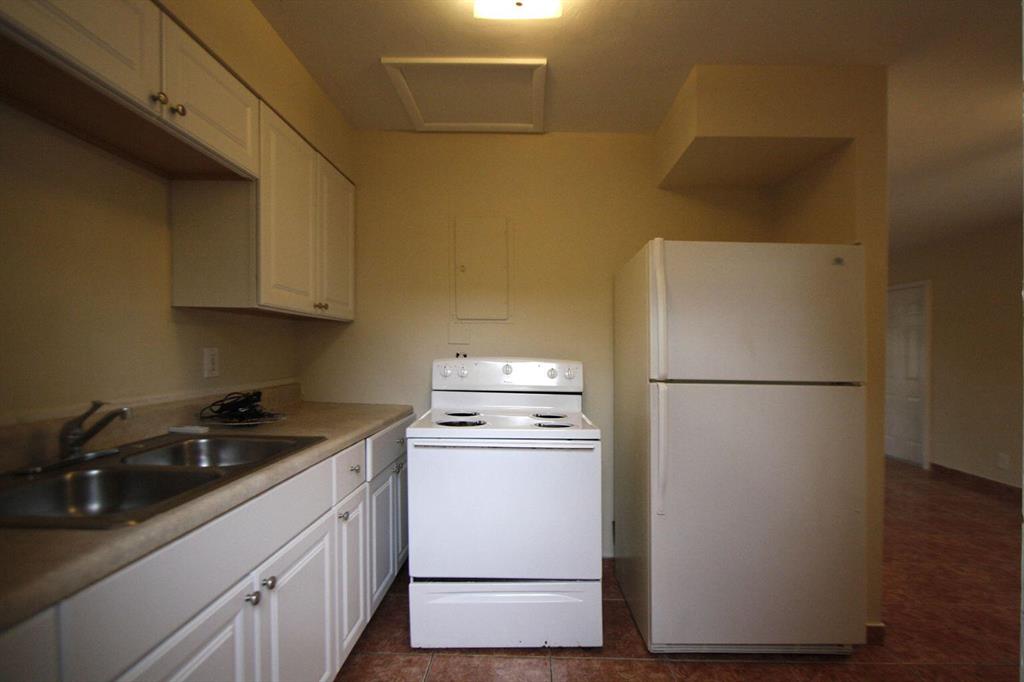 SOUTHLAND PARK - Residential Income