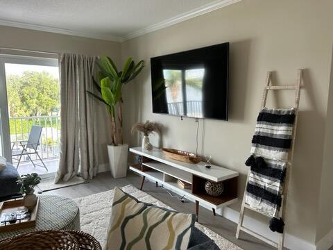 311 E Ocean Avenue 309
