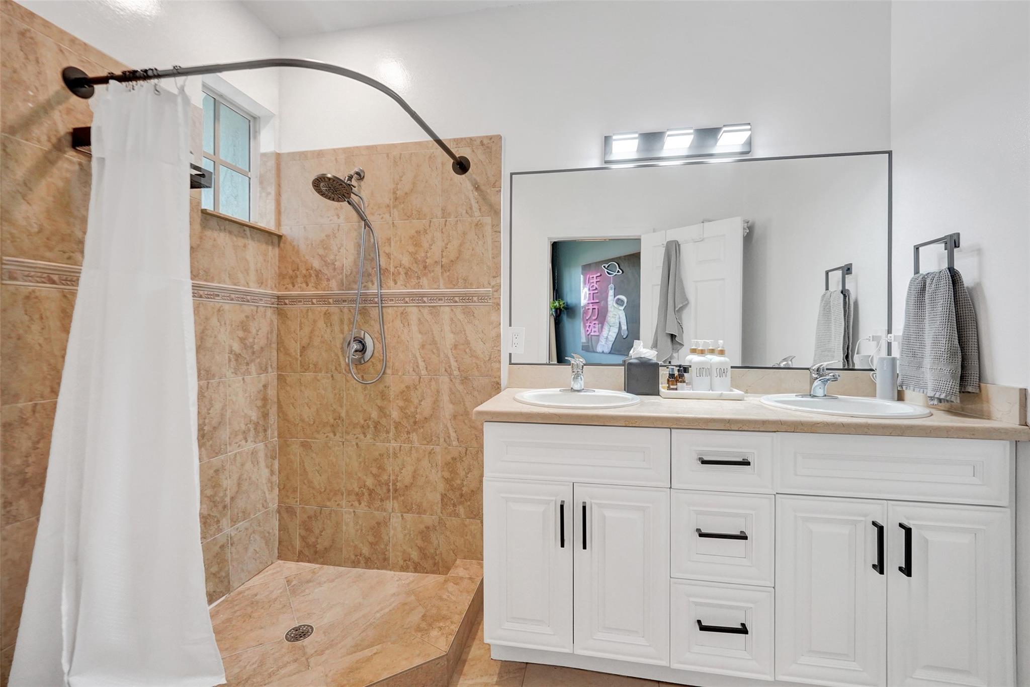 PERRY & WELLS SUB CORR PL - Residential