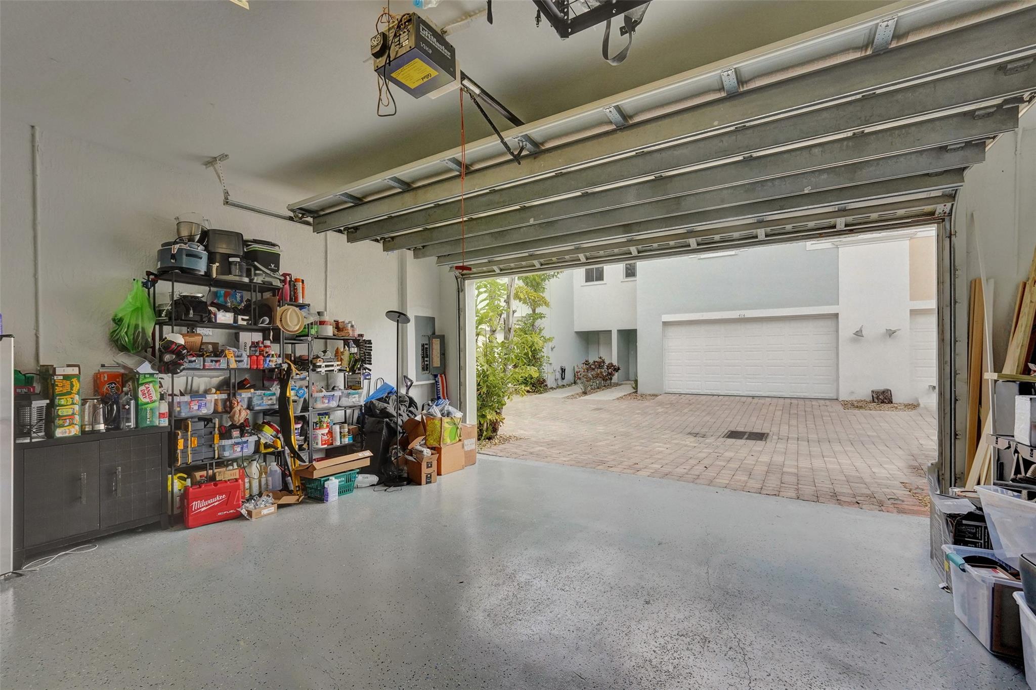 PERRY & WELLS SUB CORR PL - Residential