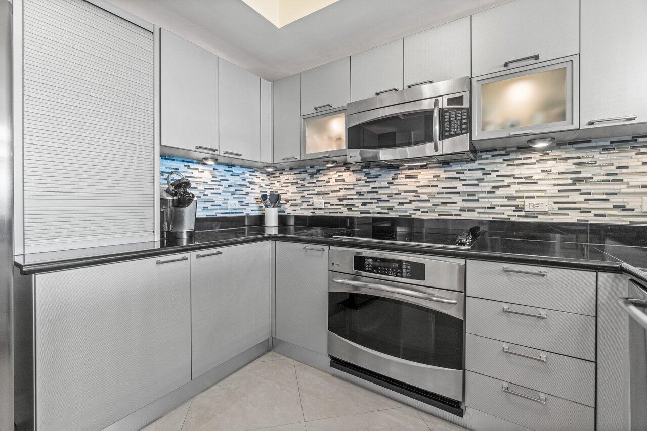 MARINA GRANDE RIVIERA BEACH CONDO - Residential