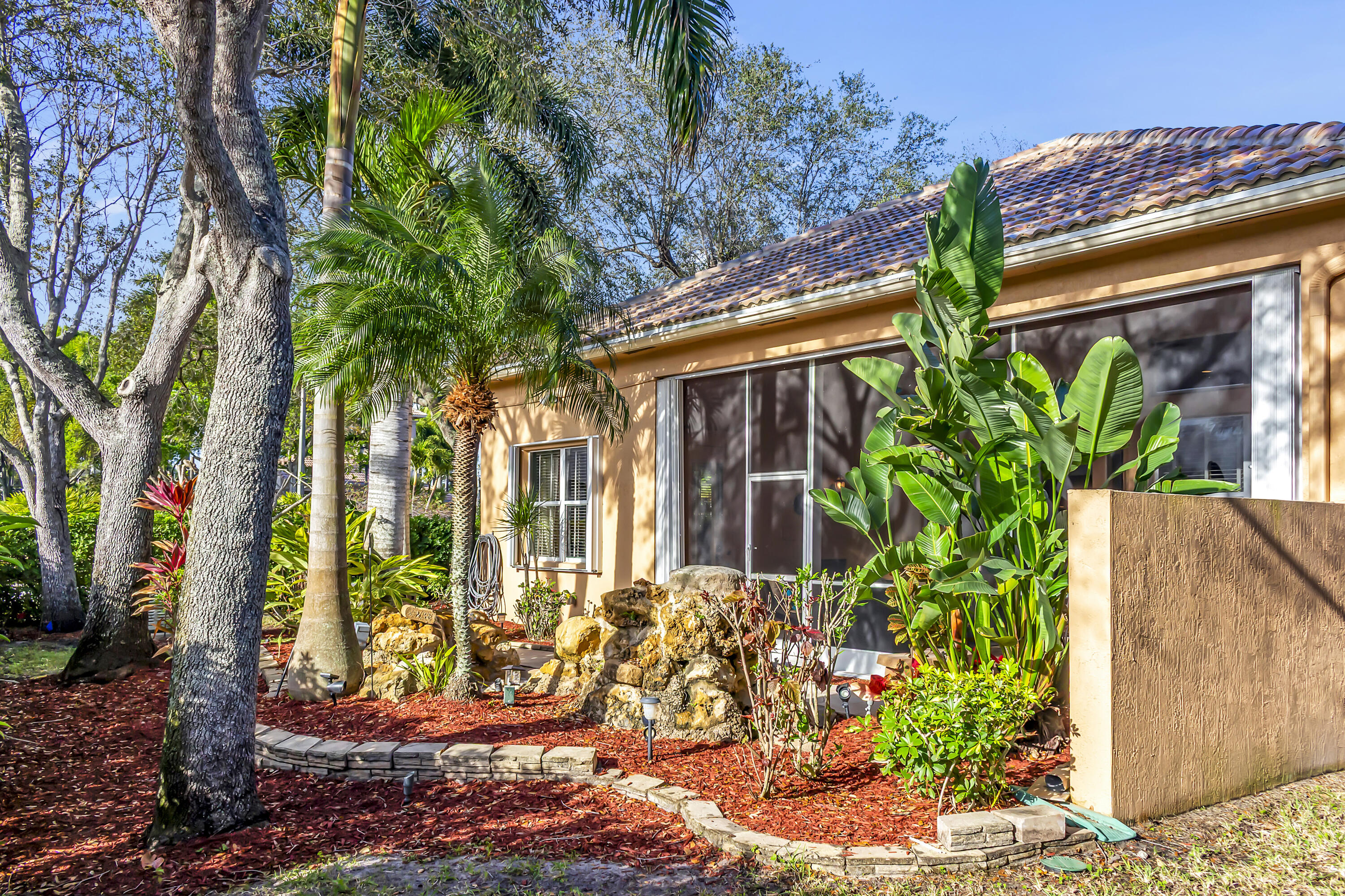 MIZNER FALLS - Residential