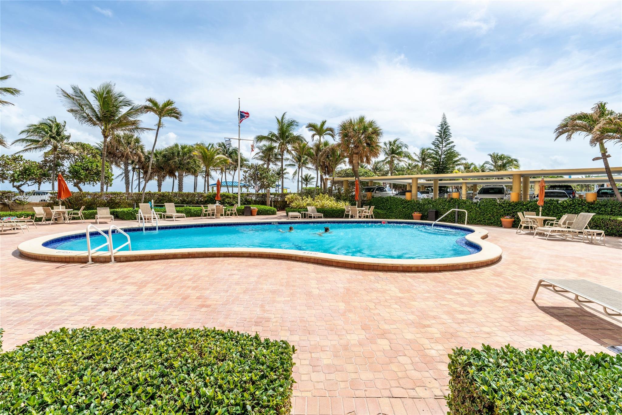 Bermuda House - Residential