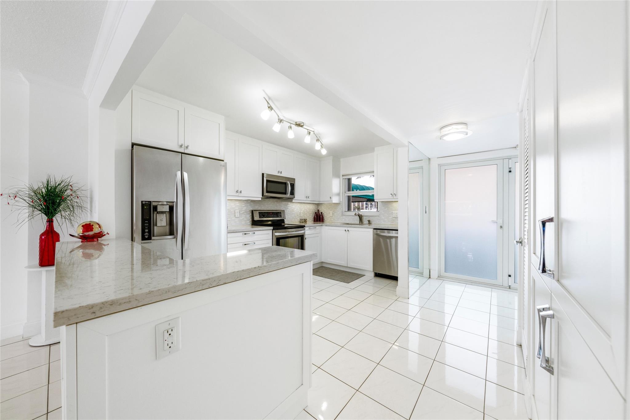 Bermuda House - Residential