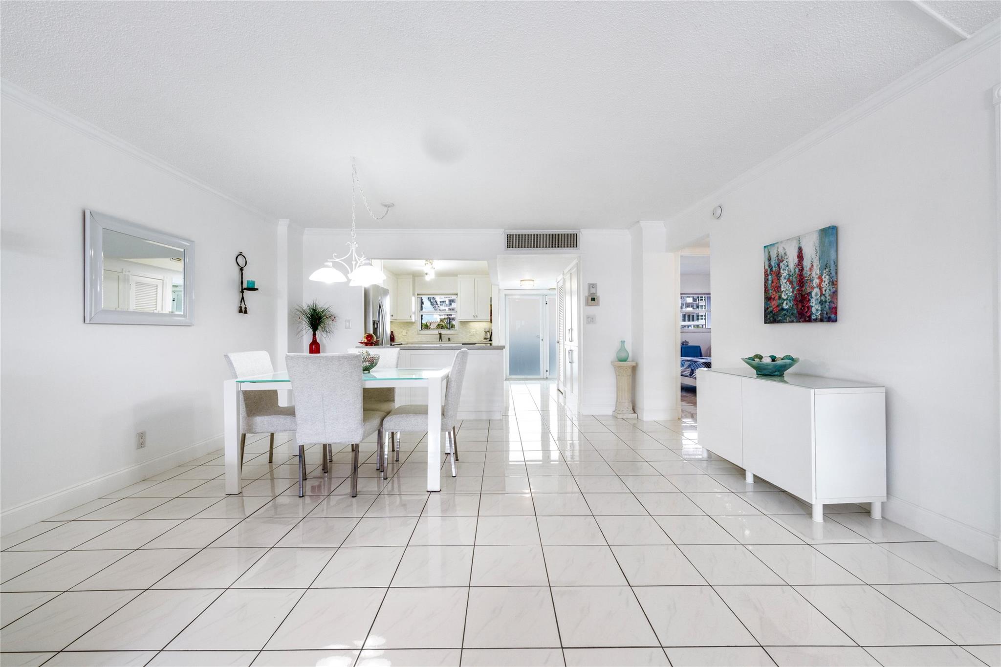 Bermuda House - Residential