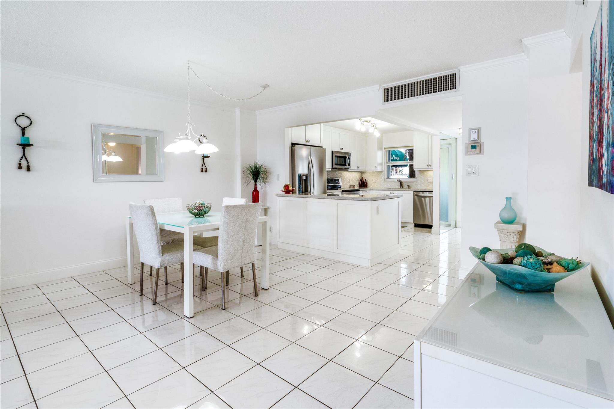 Bermuda House - Residential