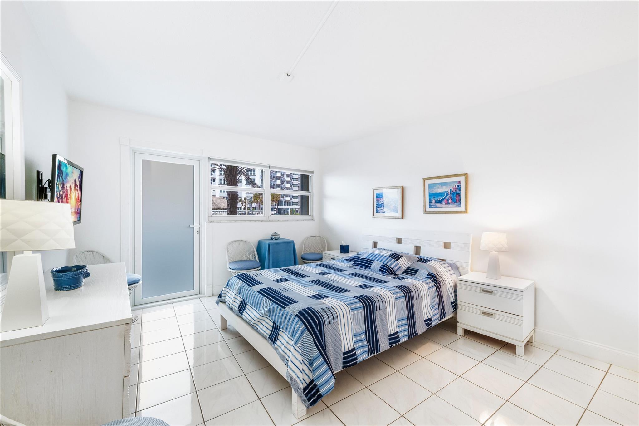 Bermuda House - Residential