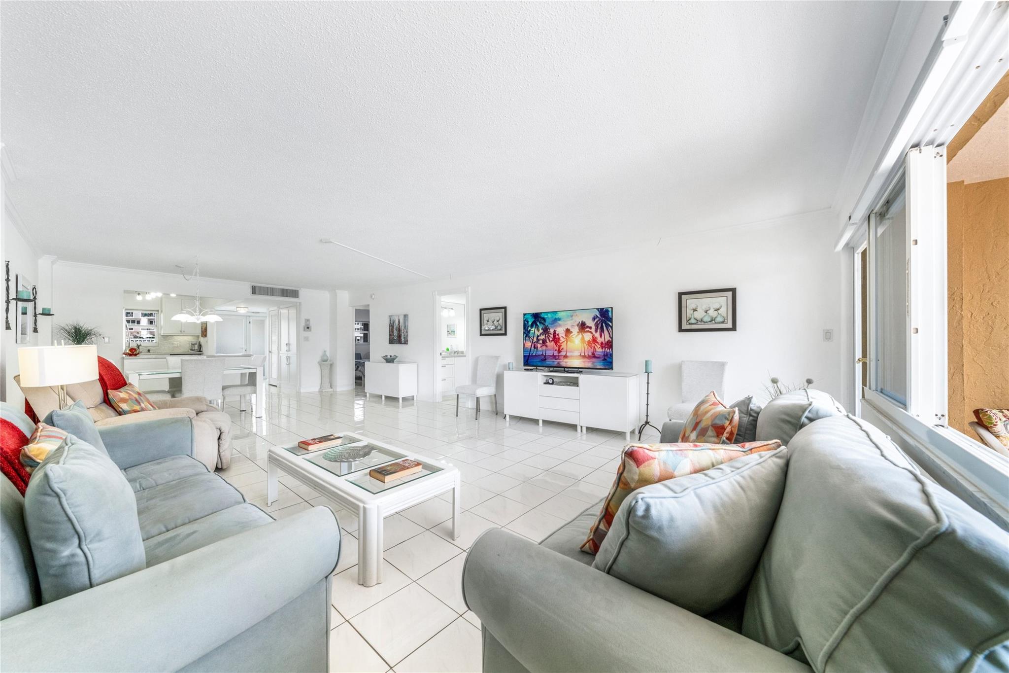 Bermuda House - Residential