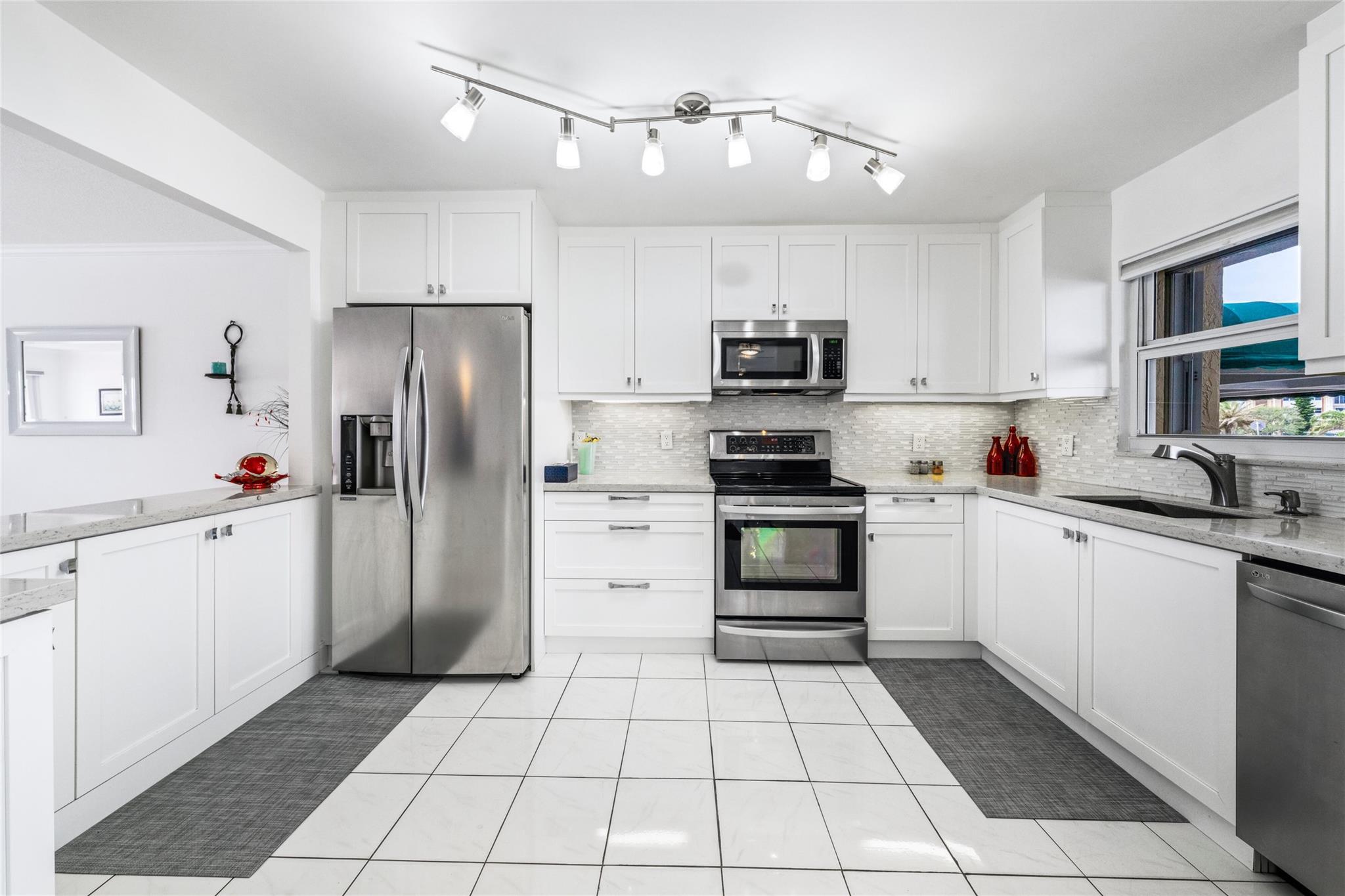 Bermuda House - Residential