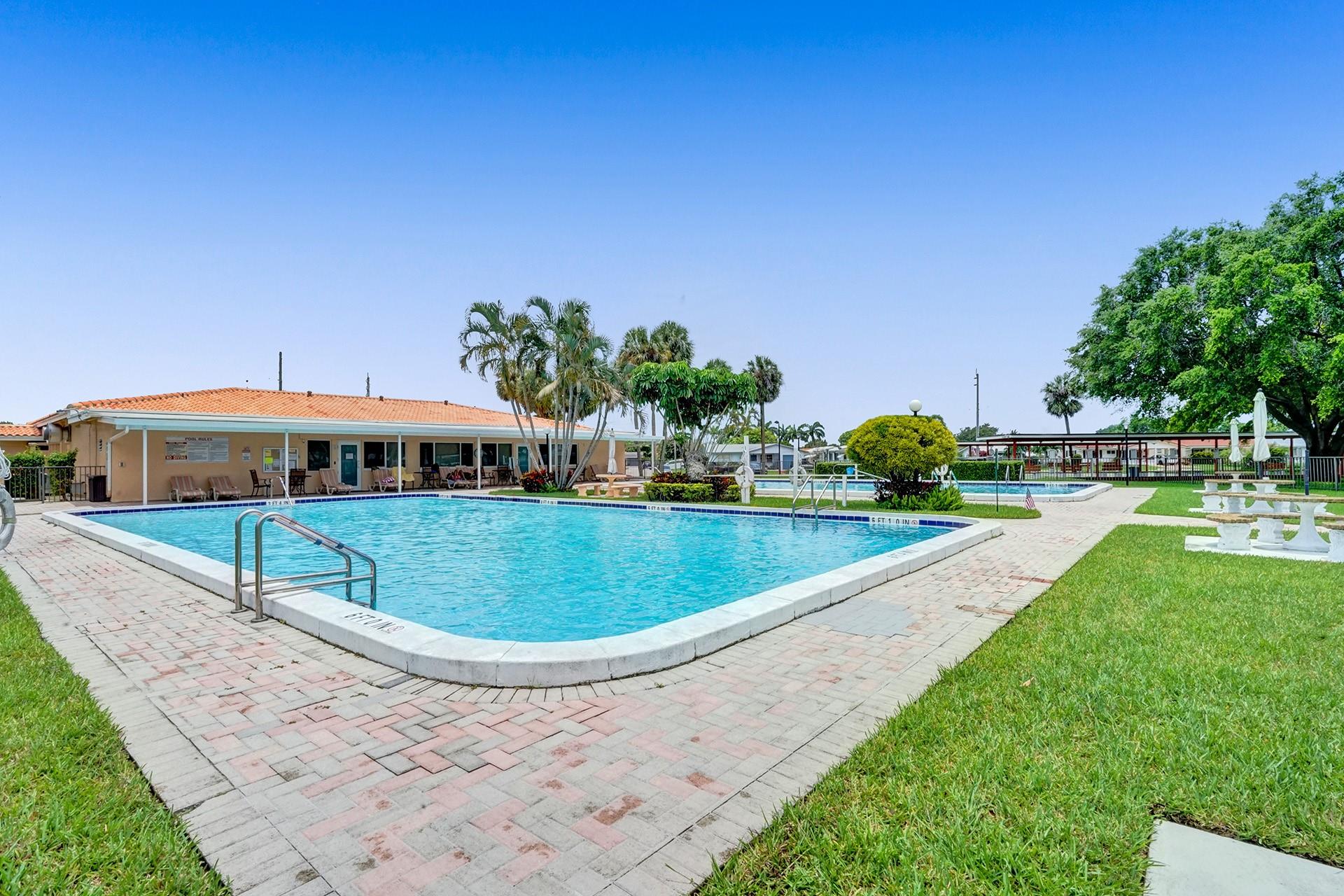 Mainlands Of Tamarac Lake - Residential
