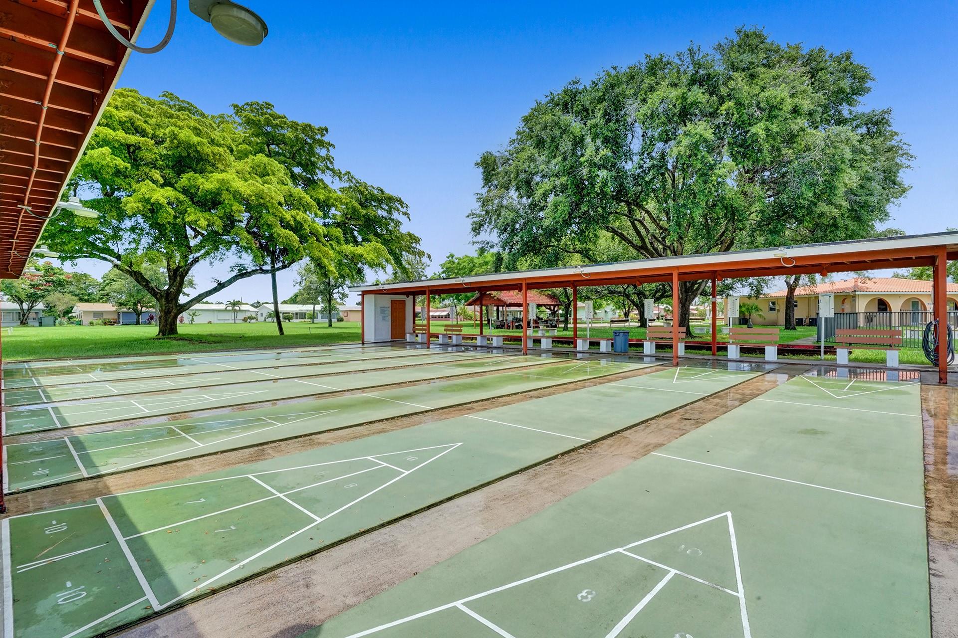 Mainlands Of Tamarac Lake - Residential