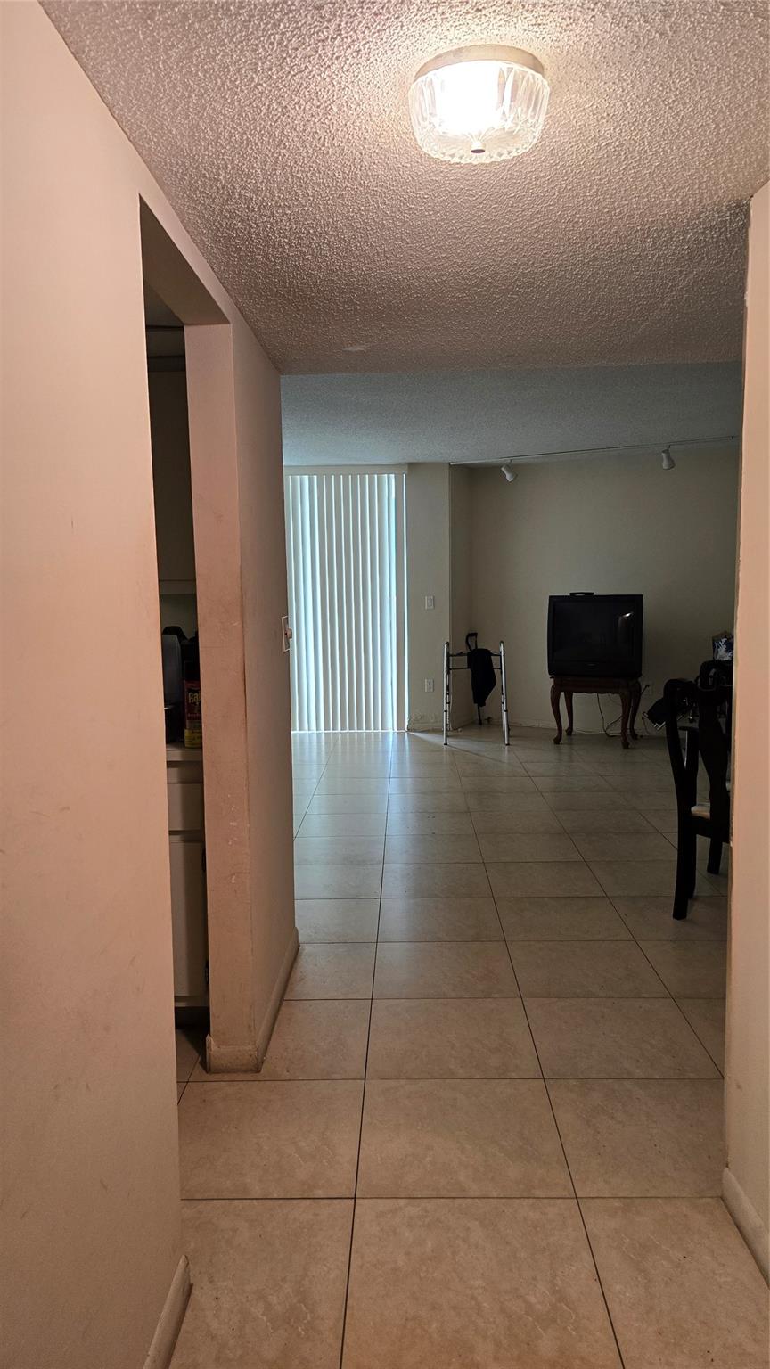 1300 NE Miami Gardens Dr 201E