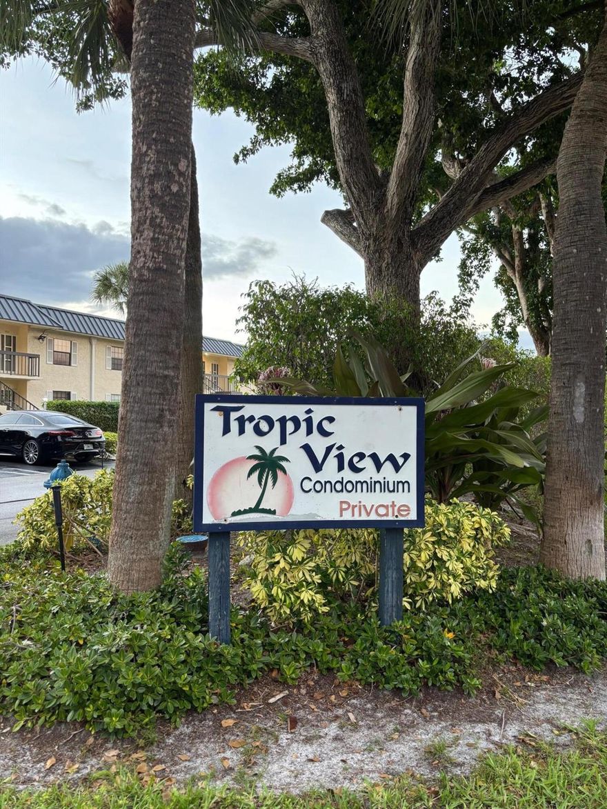 Very nice 2nd floor 2 bedroom 2 bath condo with open kitchen. This condo is located in the peaceful waterfront neighborhood of Tropic Isle and is just minutes away from Atlantic Dunes public beach and downtown Delray Delray's Atlantic Ave. This bright spacious condo has a full size washer and dryer in guest bath and walk-in closets in both bedrooms. There are great view of the community common areas from the screened in balcony which also has a storage closet. Community has pool, tennis court and bbq area.