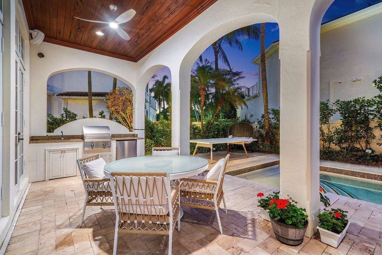 ROYAL PALM YACHT & COUNTR - Residential