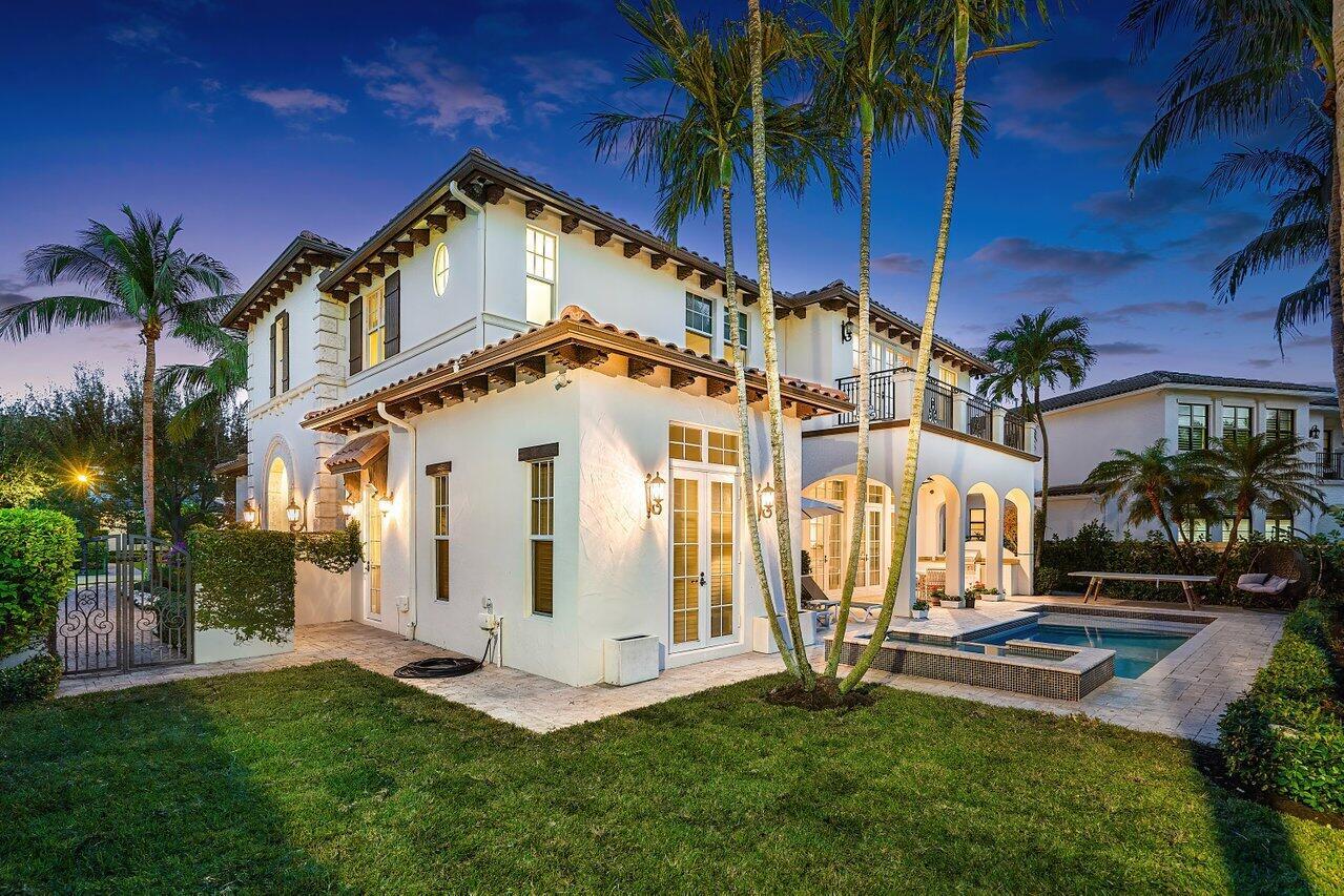 ROYAL PALM YACHT & COUNTR - Residential