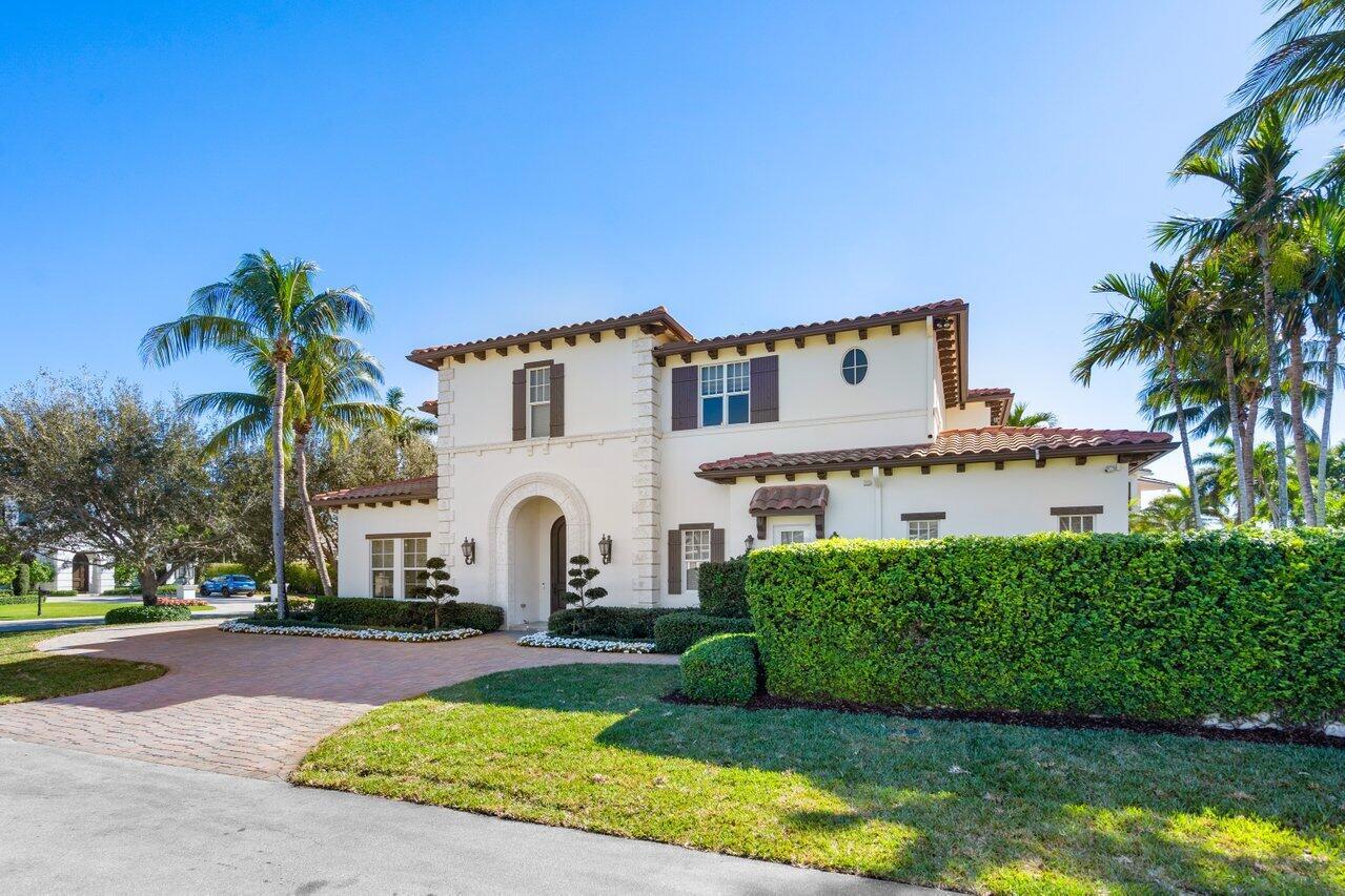 ROYAL PALM YACHT & COUNTR - Residential