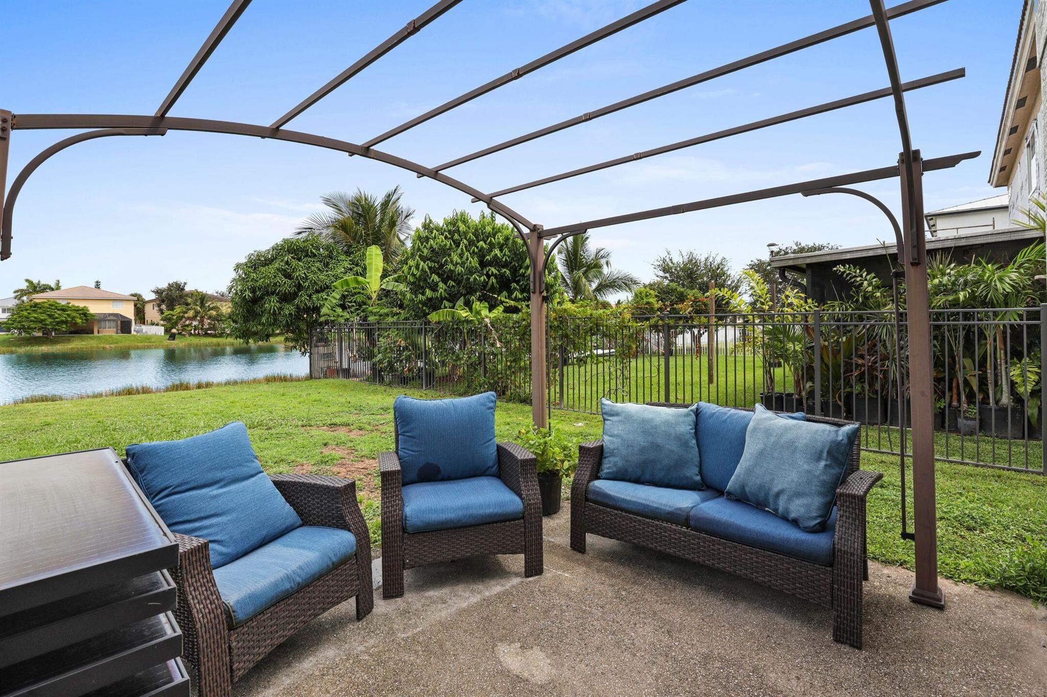 PORTOFINO ISLES - Residential