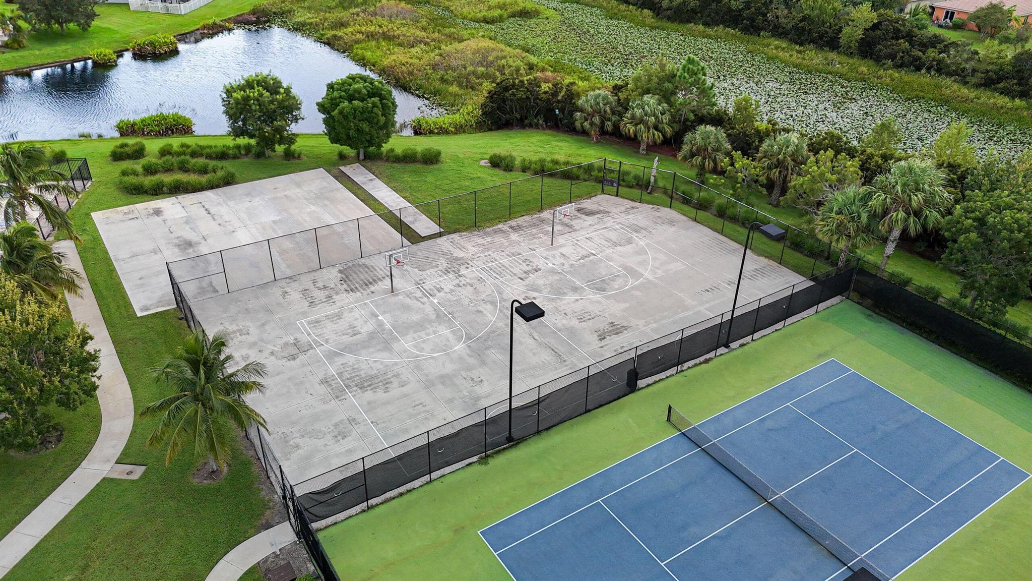 PORTOFINO ISLES - Residential