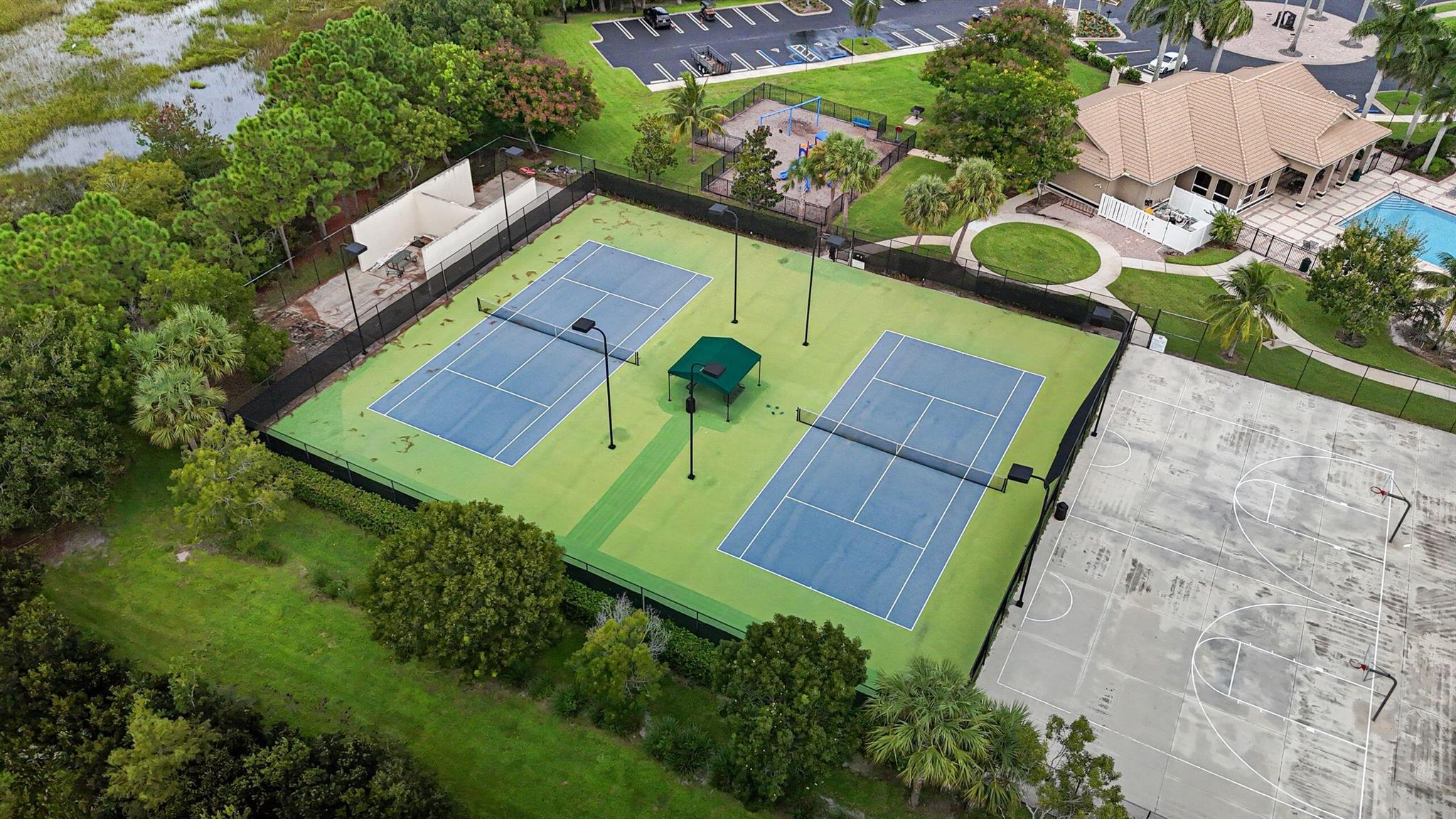 PORTOFINO ISLES - Residential