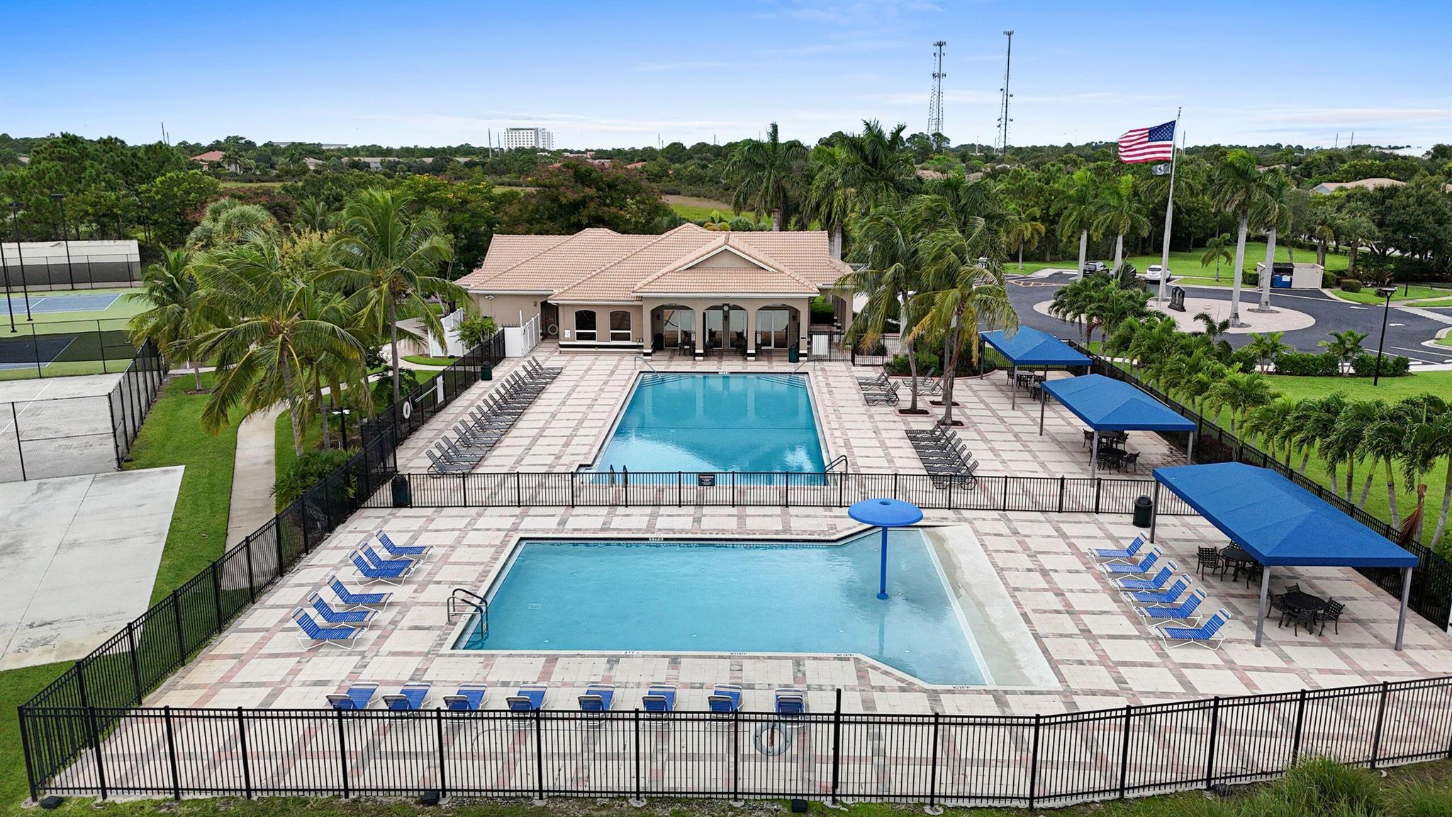 PORTOFINO ISLES - Residential