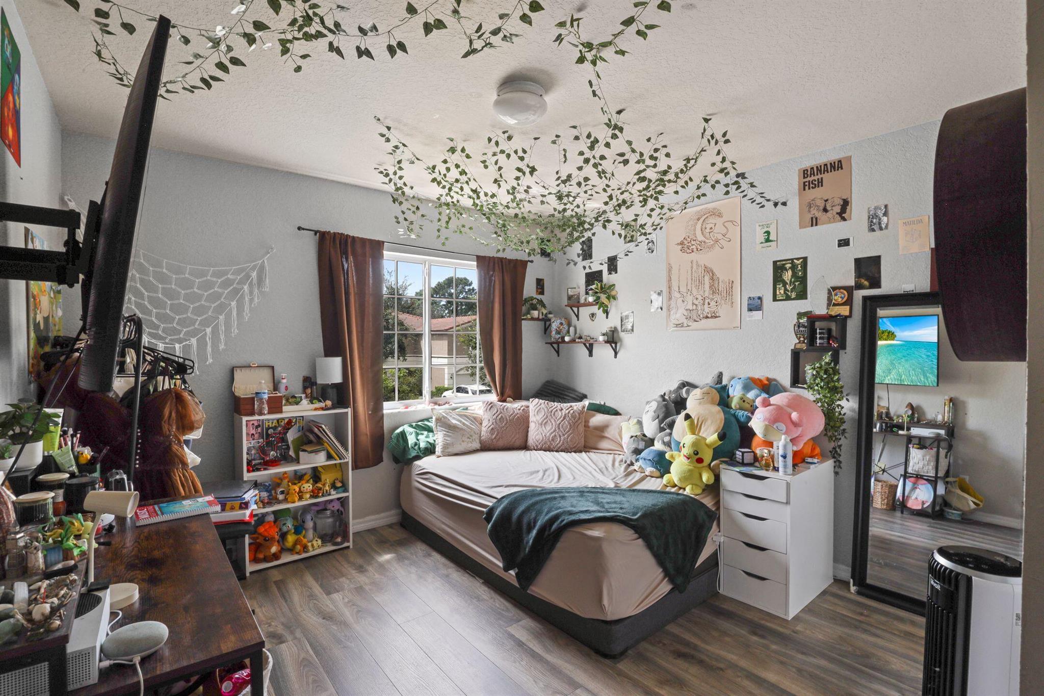 PORTOFINO ISLES - Residential