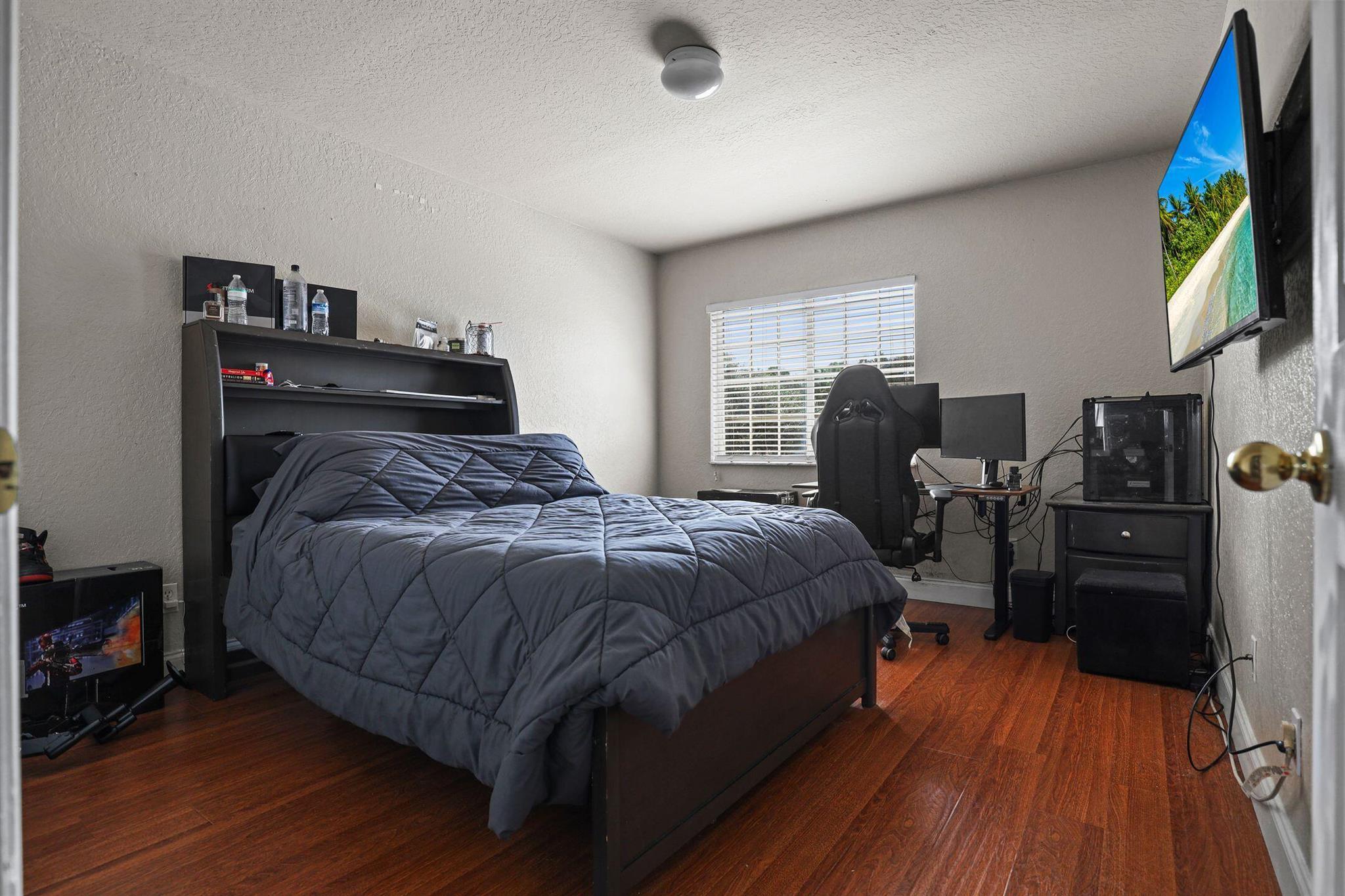 PORTOFINO ISLES - Residential