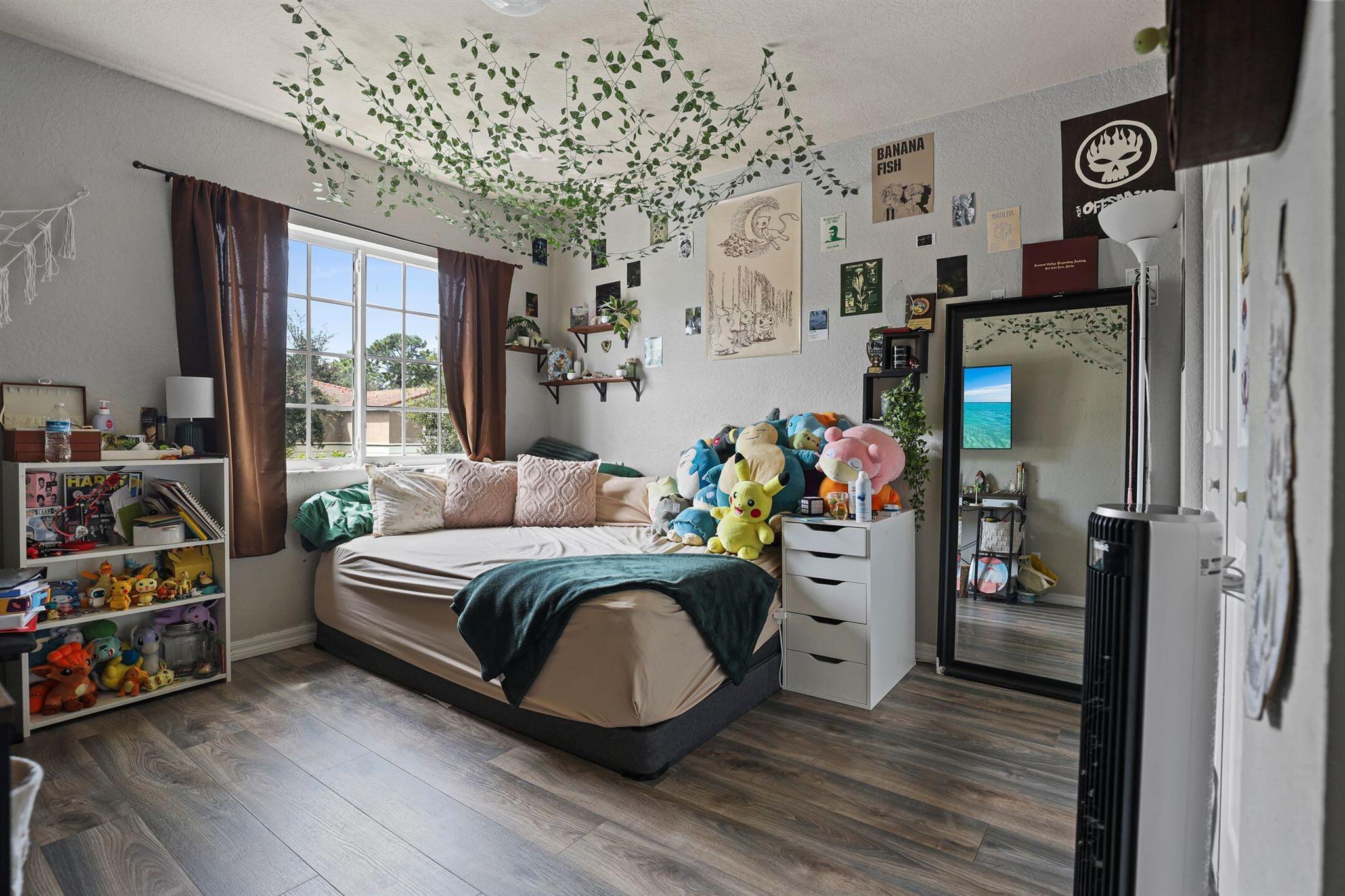 PORTOFINO ISLES - Residential