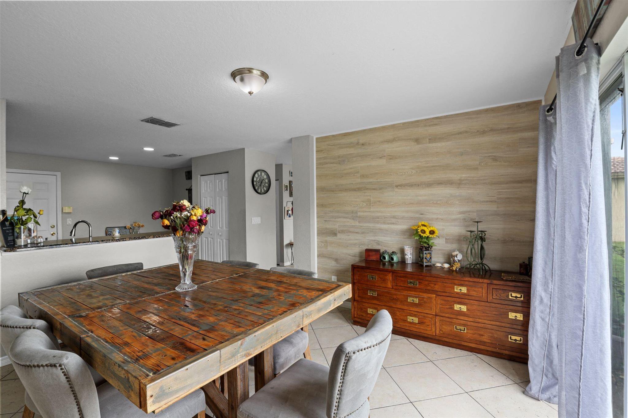 PORTOFINO ISLES - Residential