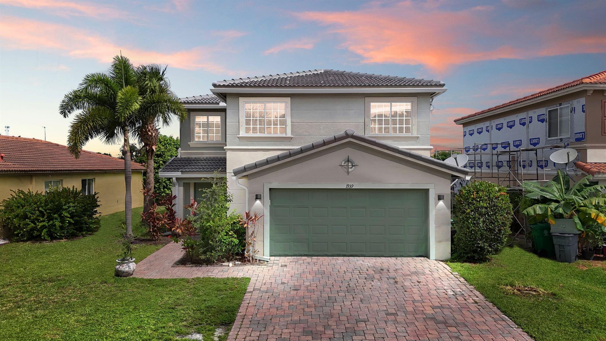 PORTOFINO ISLES - Residential