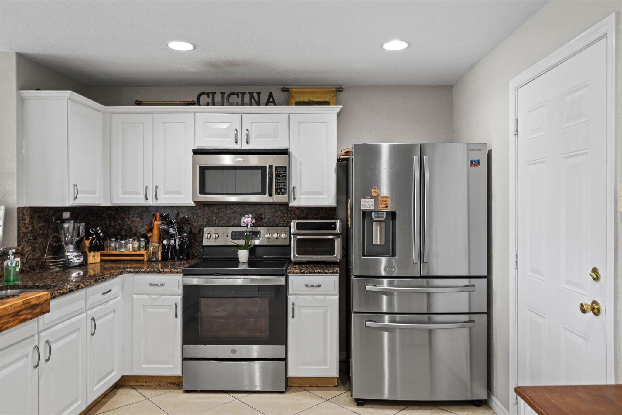 PORTOFINO ISLES - Residential