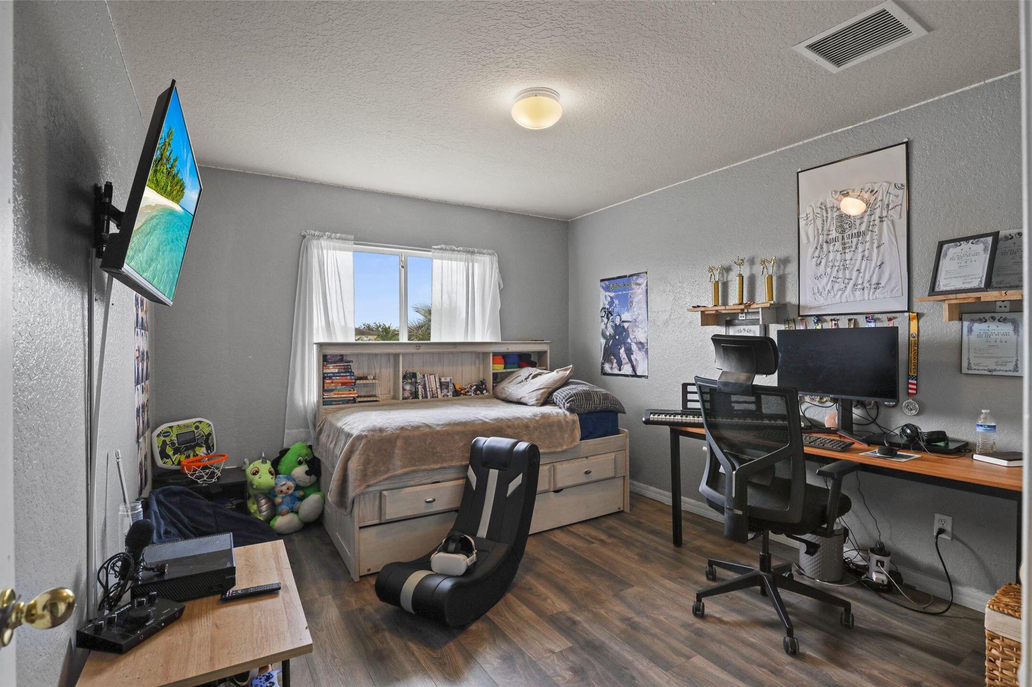 PORTOFINO ISLES - Residential