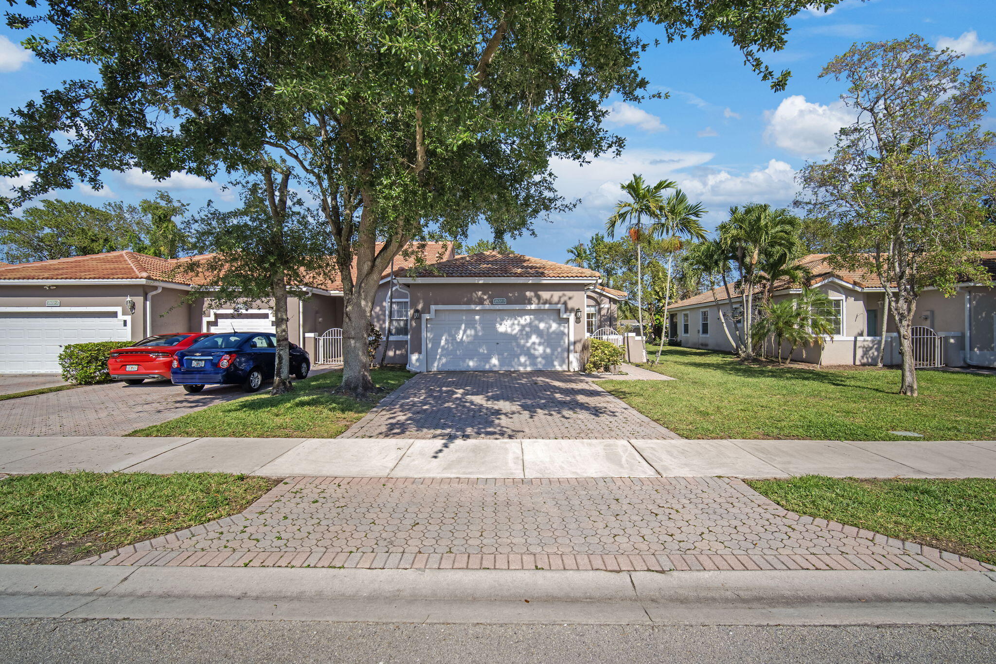 REGENCY HOMES AT SUNRISE - Residential