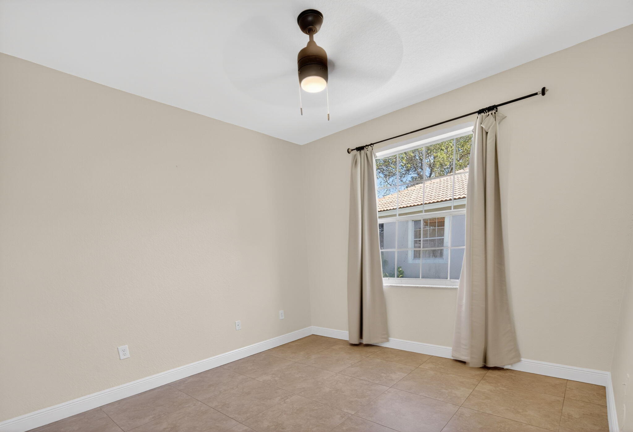 REGENCY HOMES AT SUNRISE - Residential