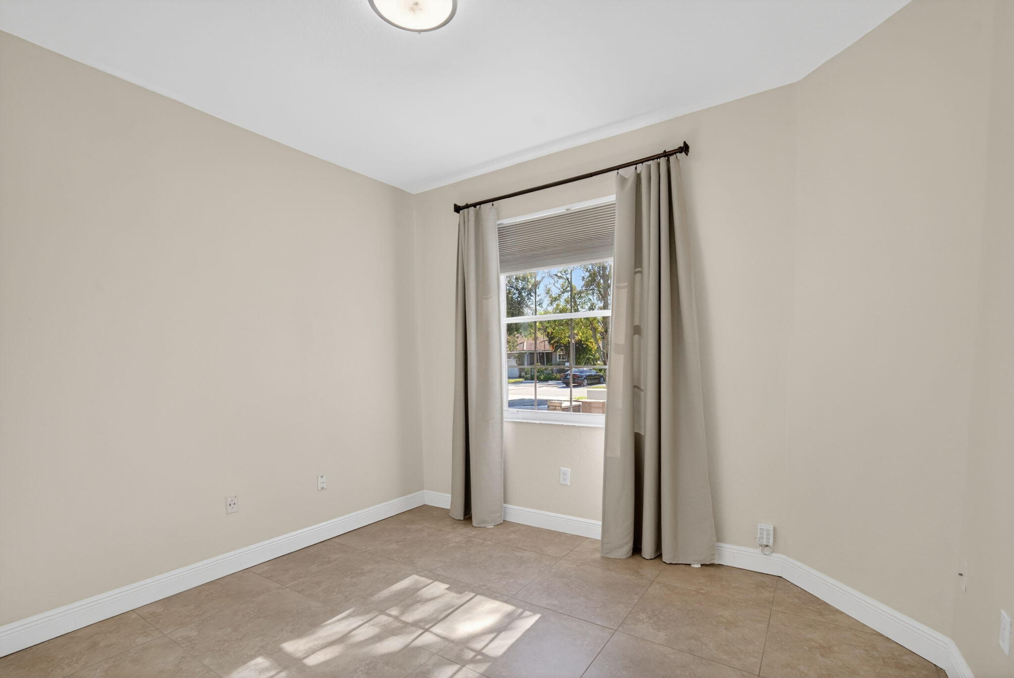 REGENCY HOMES AT SUNRISE - Residential