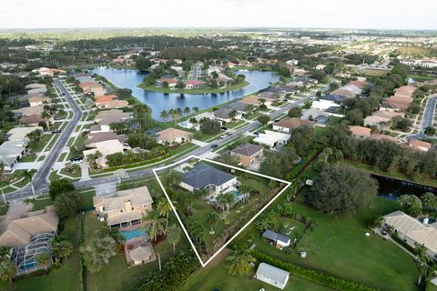 A home in Lake Worth