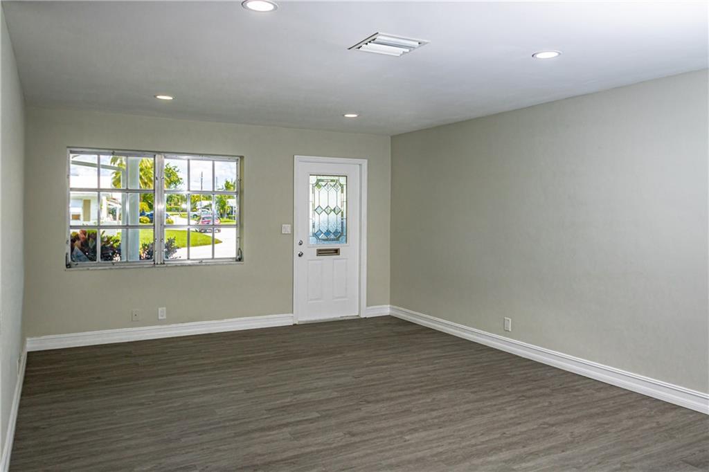 TAMARAC LAKES NORTH 3RD S - Residential