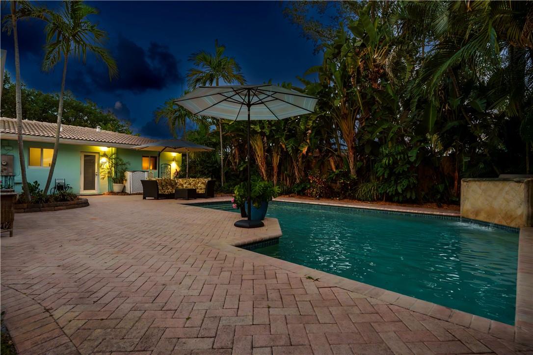 MARY-KNOLL - Residential