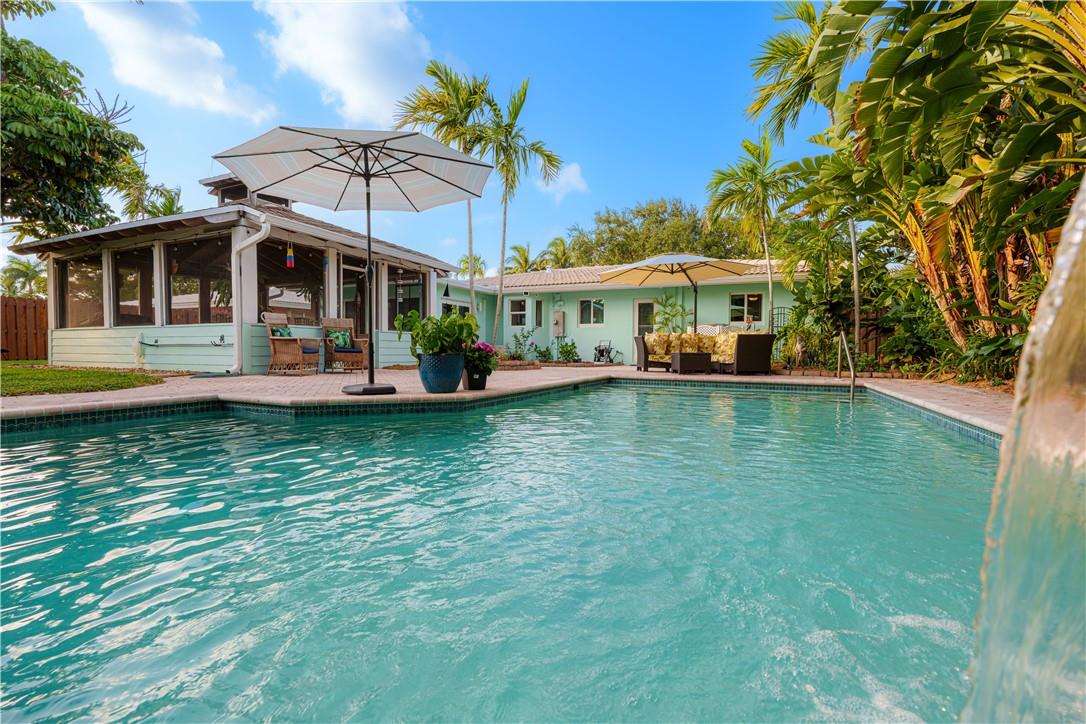 MARY-KNOLL - Residential