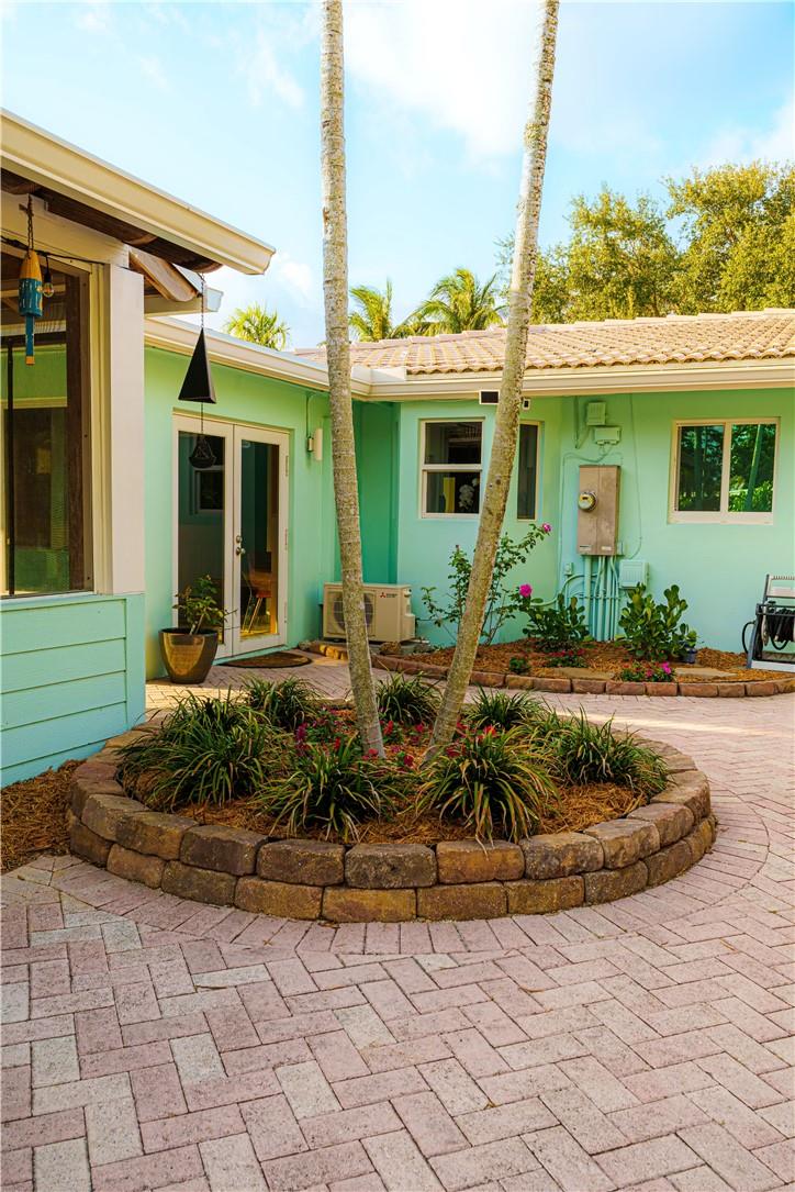 MARY-KNOLL - Residential