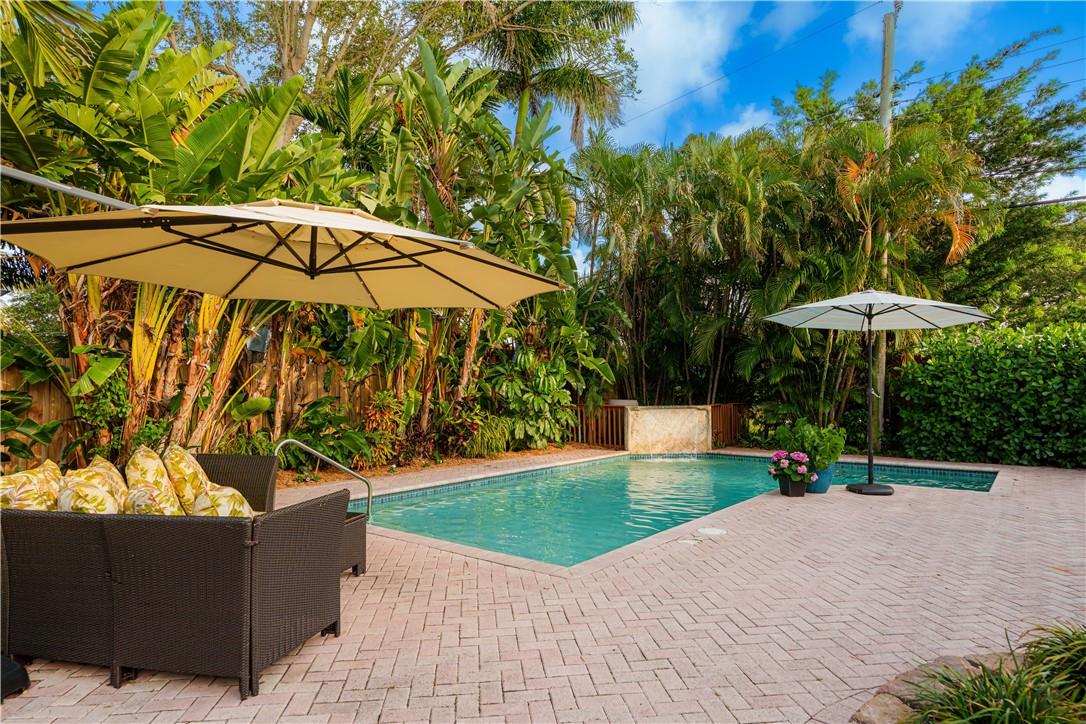 MARY-KNOLL - Residential